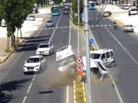 Trafik kazaları MOBESE'ye yansıdı