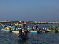 ​Siyonistlerden Gazze açıklarında teknelerle yapılan mitinge müdahale