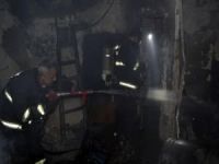 5 katlı binada yangın: 18 kişi hastaneye kaldırıldı