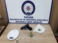 Bitlis’te uyuşturucu ve silah ele geçirildi