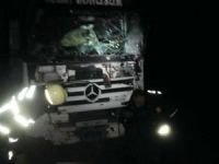 Nusaybin'de TIR ile minibüs çarpıştı: 3 yaralı