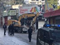 İşgalci çeteler Filistinlilere ait 20 iş yerini yıktı