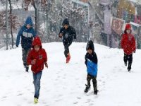 Kırklareli'nde kar nedeniyle eğitime ara verildi