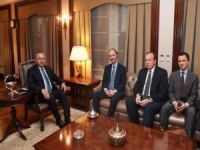 Çavuşoğlu, BM Suriye Özel Temsilcisi ile görüştü