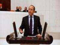 Akif Hamzaçebi CHP Genel Sekreterliği'nden istifa etti