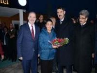 Bakan Kurum, Tuşba'da ziyaretlerde bulundu