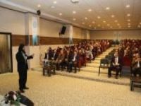 "Evrim ve Kur'an'da Yaratılış" konferansı düzenlendi