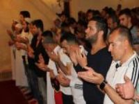 “İlk teravih namazında Filistinli kardeşlerimize dua edeceğiz”