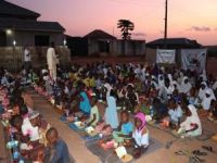 Nijerya'da yetim ve öğrencilere iftar yemeği verildi