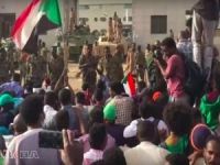 Sudan'da askerler gözaltına alındı