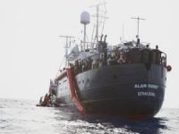 Alan Kurdi yardım gemisinde durum kötüleşiyor