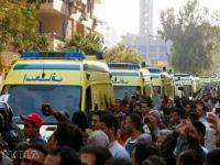 Mısır'da yolcu otobüsü köprüden uçtu: 10 ölü