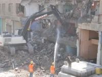 Bitlis'te "Dere Üstü Islah Projesi" kapsamında ilk yıkımlar başladı