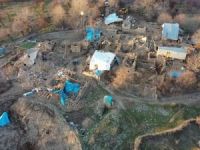 Elâzığ'da 6,8’lik depremde yıkılan köy havadan görüntülendi