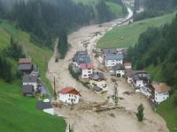 Avrupa’da fırtına ve sel hayatı olumsuz etkiledi