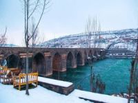 Diyarbakır On Gözlü Köprüsü'nde kartpostallık görüntüler oluştu