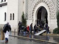 Fransa İslam Konseyi: Bu hafta camide cuma namazı kılınmasın