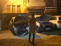 Adana'da 3 araç kundaklandı