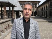 Diyarbakır Ulu Camii İmamı Yağmur: "Camilerde yaptığımız ibadetleri evlerimize taşıyalım"