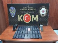Adana'da 200 bin lira değerinde gümrük kaçağı telefon ele geçirildi