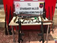 Diyarbakır'da kavganın ardından adreslere yapılan baskında 11 kişi gözaltına alındı