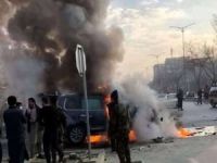 Afgan milletvekilinin aracını hedef alan bombalı saldırıda 2 kişi öldü