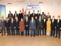 Diyarbakır'da AK Parti yeni ilçe başkanları tanıtıldı
