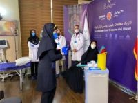 İran ürettiği Covid-19 aşısını ilk defa insan üzerinde test etmeye başladı