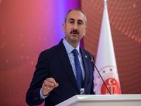 Adalet Bakanı Gül'den Kâbe saygısızlığına tepki