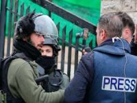 Siyonist işgal rejimi 2020 yılında Filistinli gazetecilere yönelik 490 hak ihlali yaptı