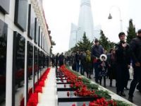 Azerbaycan 20 Ocak faciasının kurbanlarını anıyor