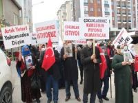 ​Vanlı ailelerin HDP önündeki eylemine 2 aile daha katıldı