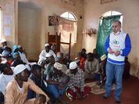 İHO EBRAR'dan Uganda'da medrese talebelerine nakdi yardım