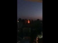 İşgal uçakları Gazze'de sivillerin olduğu bir binayı tamamen yıktı