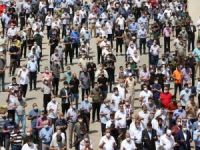 Mardin’de yüzlerce kişi Filistinli şehidler için kılınan gıyabi cenaze namazında saf tuttu