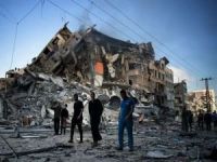 Gazze'de sivil yerleşim yerlerinin bombalandığı görüntüler dehşetin boyutunu gözler önüne seriyor