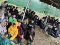 Yunanistan’ın aç ve susuz bıraktığı 81 düzensiz göçmen kurtarıldı