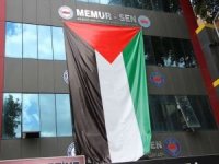 Adıyaman'da vatandaşlar evlerine ve binaların dış cephesine Filistin bayrağı astı