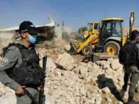 Filistinlilerin toprakları siyonist yerleşimciler tarafından tahrip ediliyor