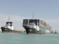 Mısır Süveyş Kanalı'nı tıkayan tanker için uluslararası tahkime başvurmayacak