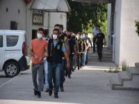 Adana'da çeşitli suçlardan hapis cezası bulunan 33 kişi yakalandı