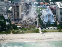 Miami'de 12 katlı bina çöktü: 4 ölü 159 kayıp