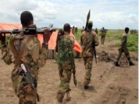 Somali'de askeri üsse düzenlenen bombalı saldırıda 50 kişi öldü