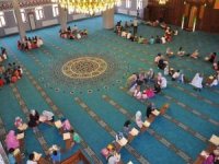 Yaz Kur'an kursları başlıyor; haydi çocuklar camiye!