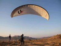 Yamaç paraşütçülerinin yeni durağı: Ayrancı Geçidi Tepesi