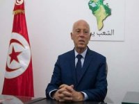 Tunus Cumhurbaşkanı Said, Başbakan Meşişi'yi görevden alarak meclisin yetkilerini dondurdu