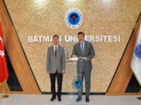 TÜBİTAK Başkanı Mandal Batman Üniversitesi Rektörü Demir’i ziyaret etti