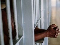 Nijerya'da yüzlerce mahkûm hapishaneden firar etti