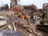 Nijerya'da çöken 21 katlı binada hayatını kaybedenlerin sayısı 16'ya yükseldi