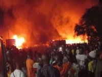 Sierra Leone'de akaryakıt tankeri patladı: 90 ölü